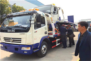 宁波汽车道路救援拖车价格